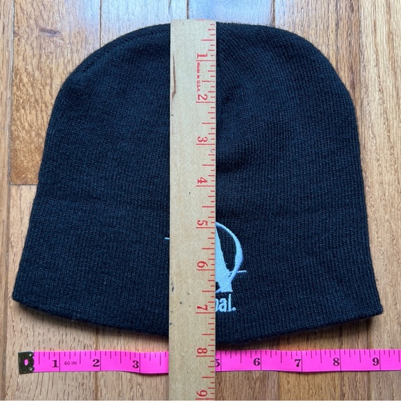 Unisex Embroidered Animal BLK Durable Acrylic Winter Beanie/Hat/Skull Cap|Grunge - Picture 5 of 8